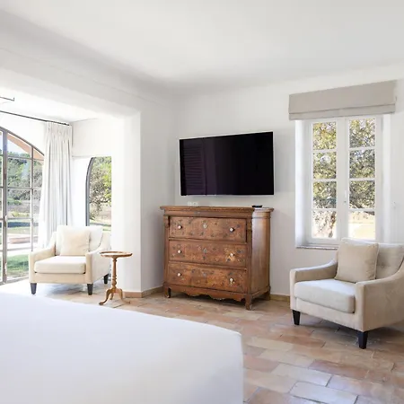 Villa Demeures La Rouillere